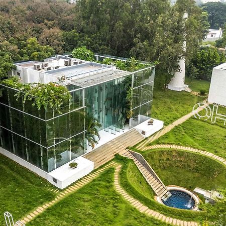 The Crystal Hall India'S Only All Glass Villa Bangalore Esterno foto